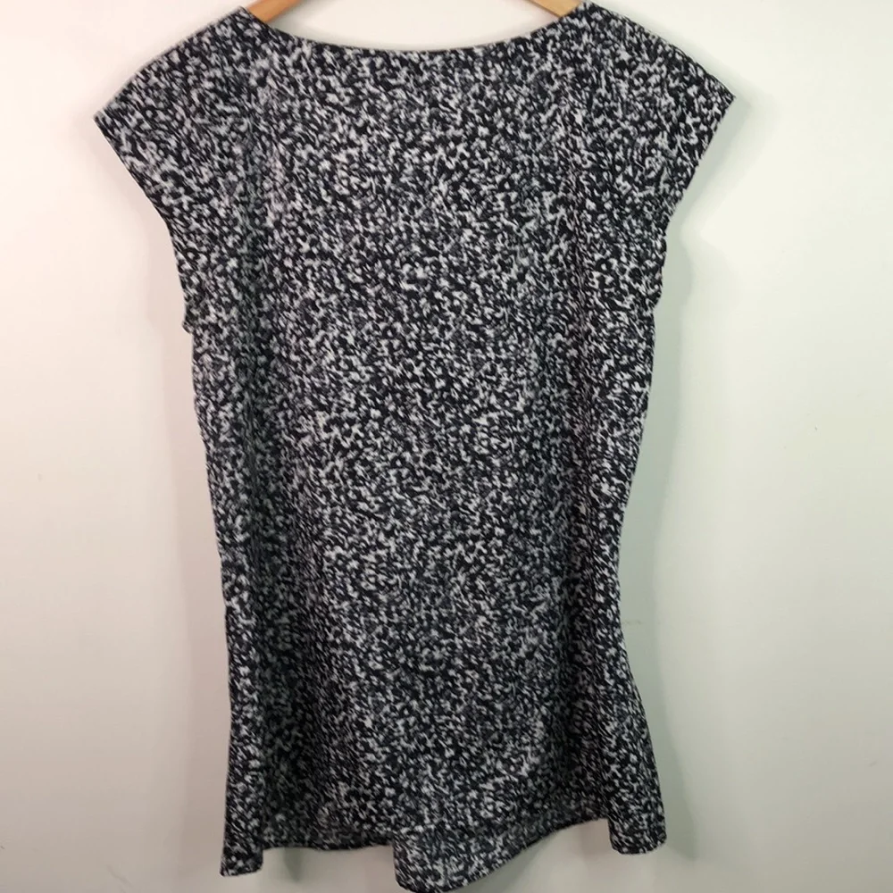 Ann Taylor Loft top - Picture 7 of 8